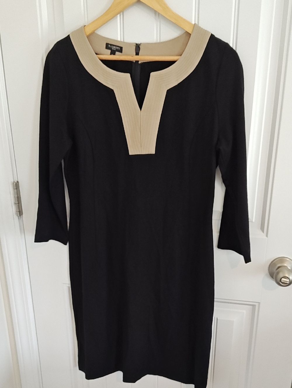 Talbots Black Sheath Midi Knit Dress with Cream Trim V-Neck 8 Petite
